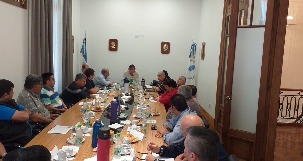 Se reunió el Consejo Directivo Nacional ampliada con todos los secretarios generales